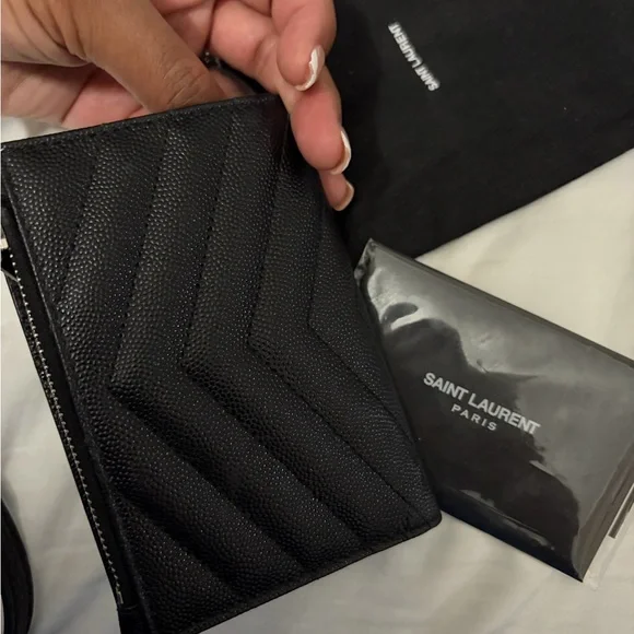 Yves Saint Laurent Black Wallet with Silver Logo - Picture 5 of 5